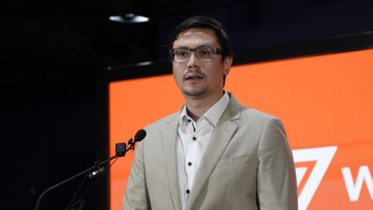 เสนอกระดุม 5 เม็ด ปฏิรูปตำรวจ-กำจัดระบบตั๋ว “โรม” หวังเห็นรัฐบาลเอาจริง