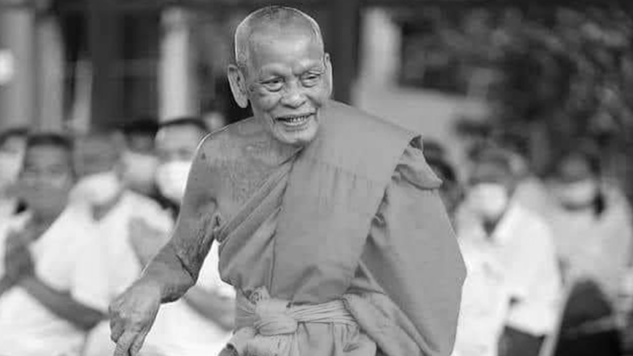 หลวงพ่อพัฒน์ วัดห้วยด้วน เกจิดังนครสวรรค์ มรณภาพ สิริอายุ 101 ปี  