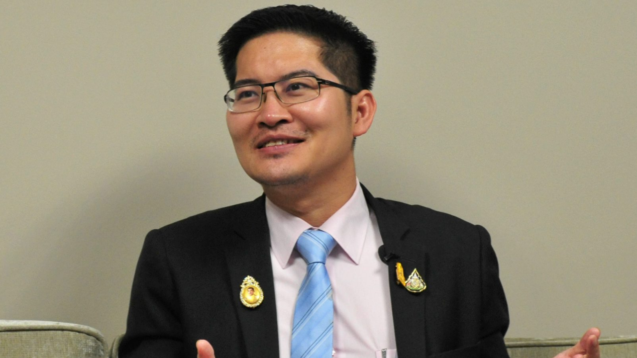 ศาลสั่งจำคุก "มงคลกิตติ์" 1 เดือน ปรับ 2 หมื่น ข่มขู่ "ทนายเดชา" ปม "แตงโม"