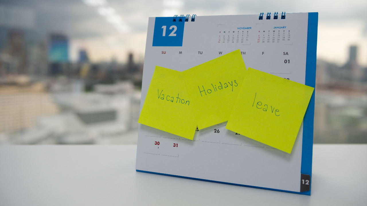 วันหยุดปีใหม่ 2567 วันไหน เช็กปฏิทิน วางแผนหยุดยาวได้ที่นี่