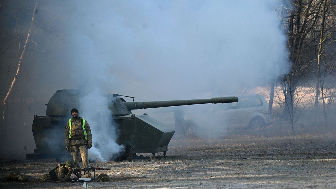 สหรัฐฯงบใกล้หมด แต่ไม่ทอดทิ้ง ส่งมอบอาวุธยุทโธปกรณ์ให้ยูเครนเพิ่มเติม
