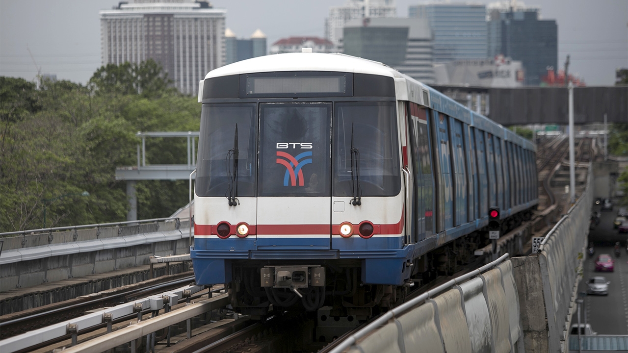 คมนาคมเด้งรับโอนรถไฟฟ้าให้ รฟม.