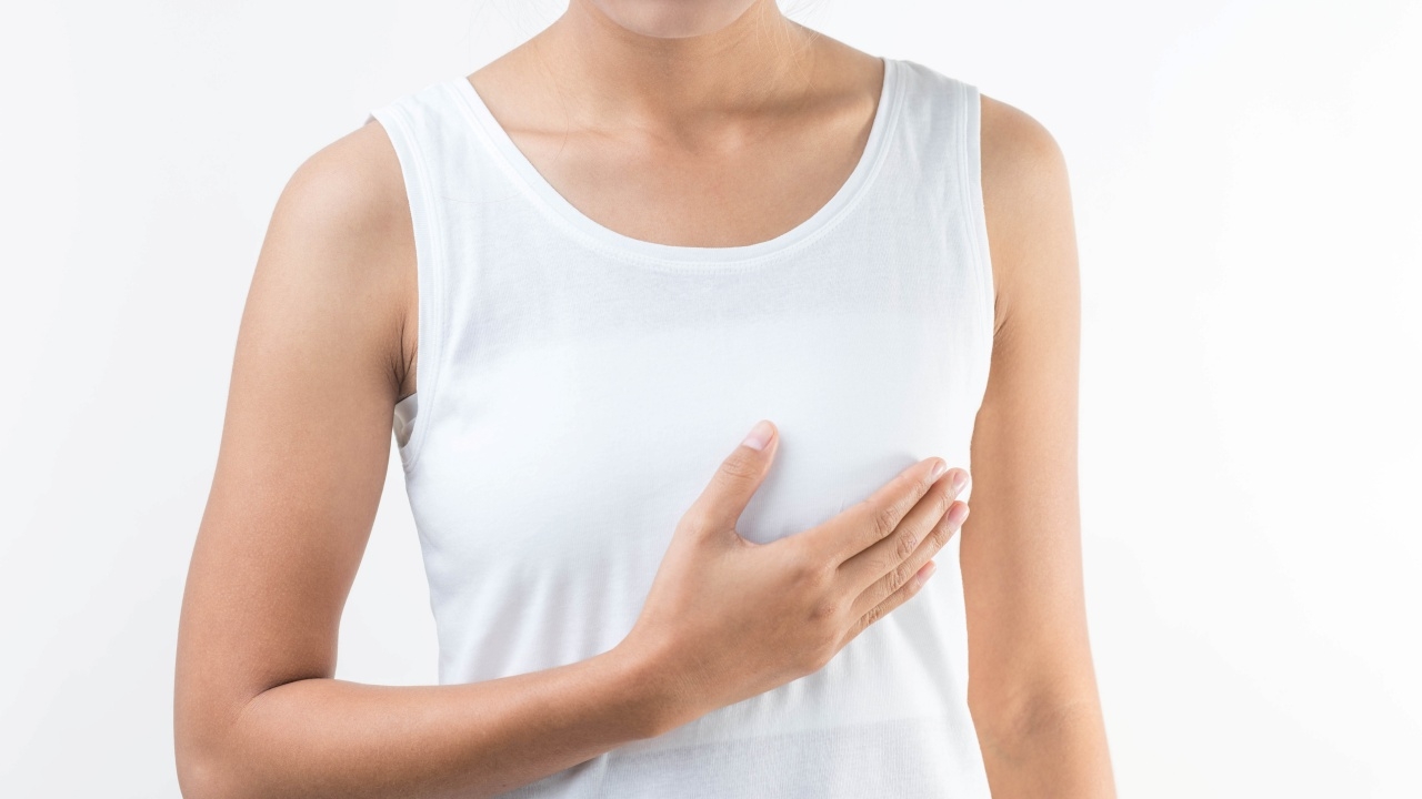 อย่าทำเด็ดขาด ฉีดฟิลเลอร์ "หน้าอก" หมอเตือน ผลกระทบระยะยาวคือหายนะ