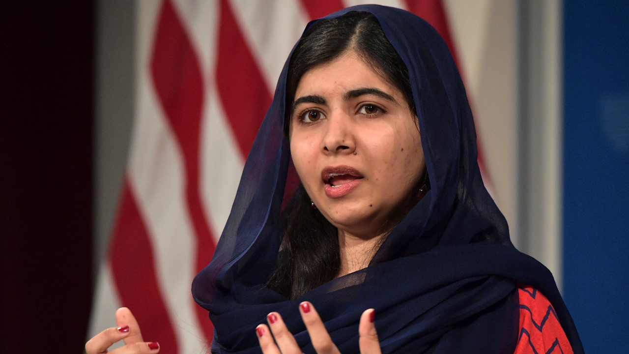 รู้จัก มาลาลา ยูซาฟไซ นักสิทธิมนุษยชนหญิง เจ้าของรางวัลโนเบลที่มีอายุน้อยที่สุดในโลก