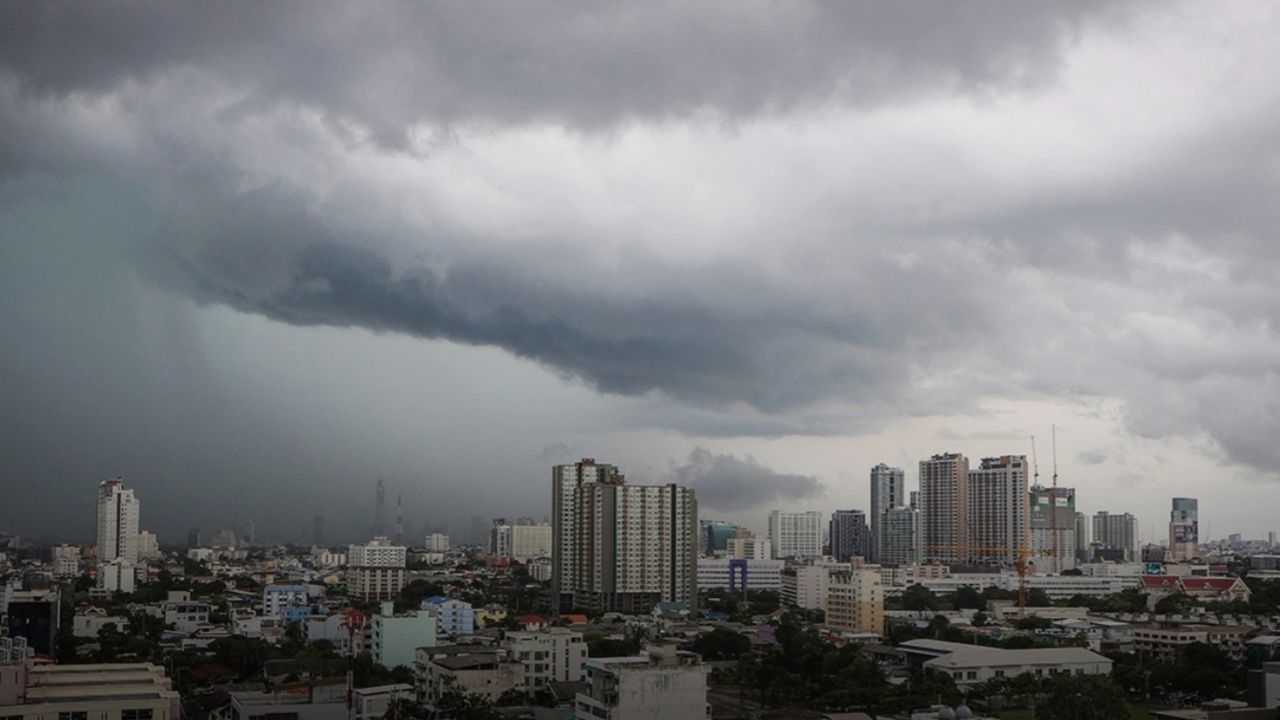 สภาพอากาศวันนี้ ทั่วไทยยังมีฝนฟ้าคะนองบางแห่ง ก่อนอุณหภูมิจะลดลงกับมีลมแรง