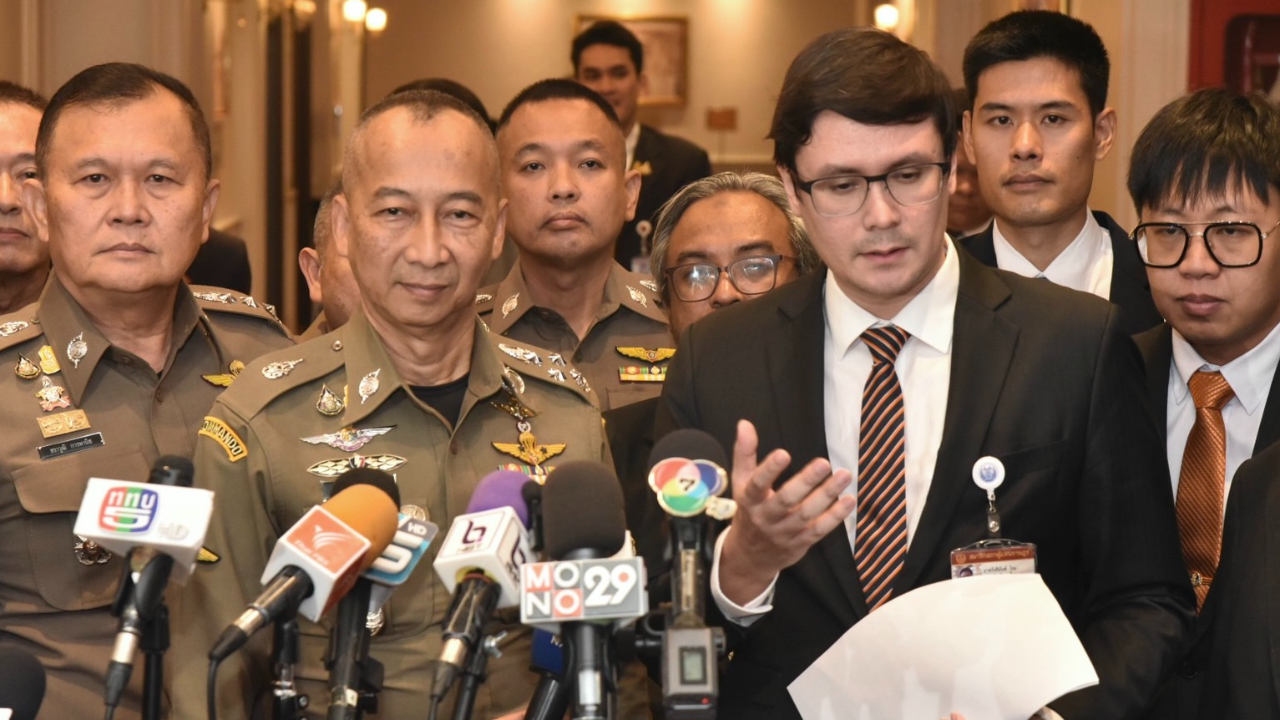 "โรม" เผย ผบ.ตร.ยังไม่ฟันธง ปม "ส่วยสติกเกอร์" ยังอยู่ในกระบวนการสอบ