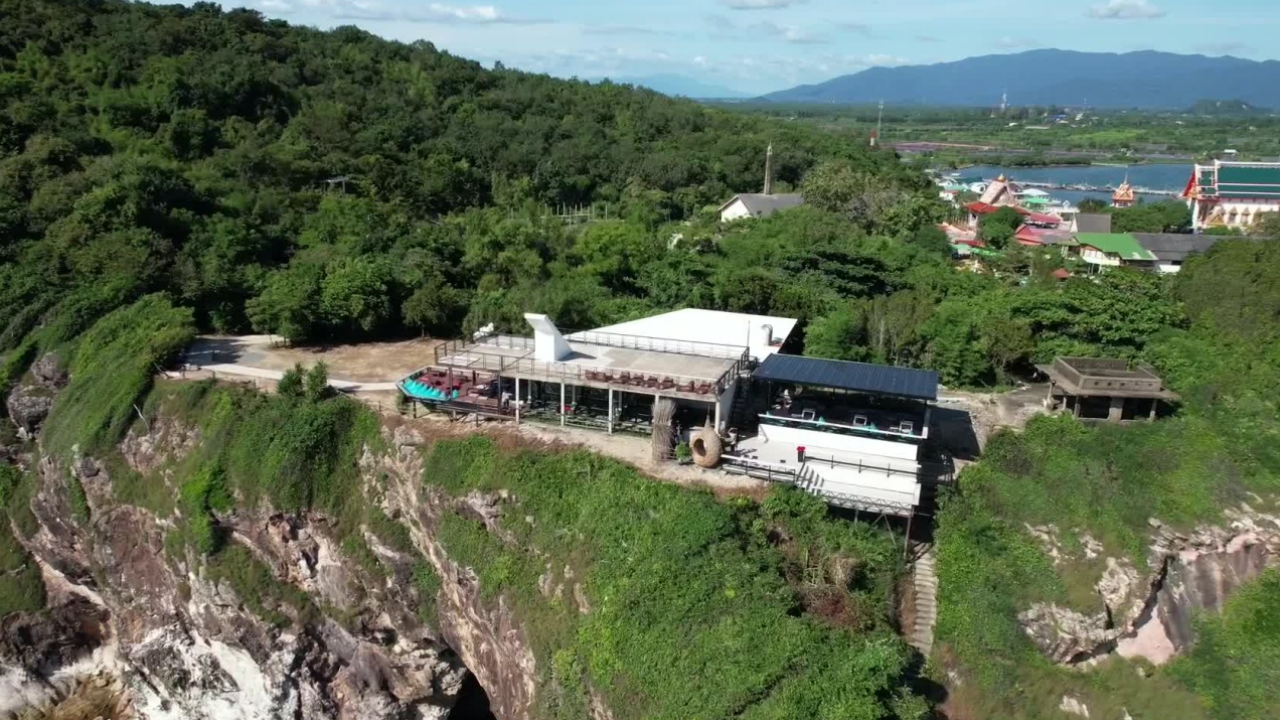 ศึกชิงร้านกาแฟดัง ลูกสาวเมียเก่าโผล่ทวงสิทธิ์ เมียปัจจุบันตั้งทนายสู้