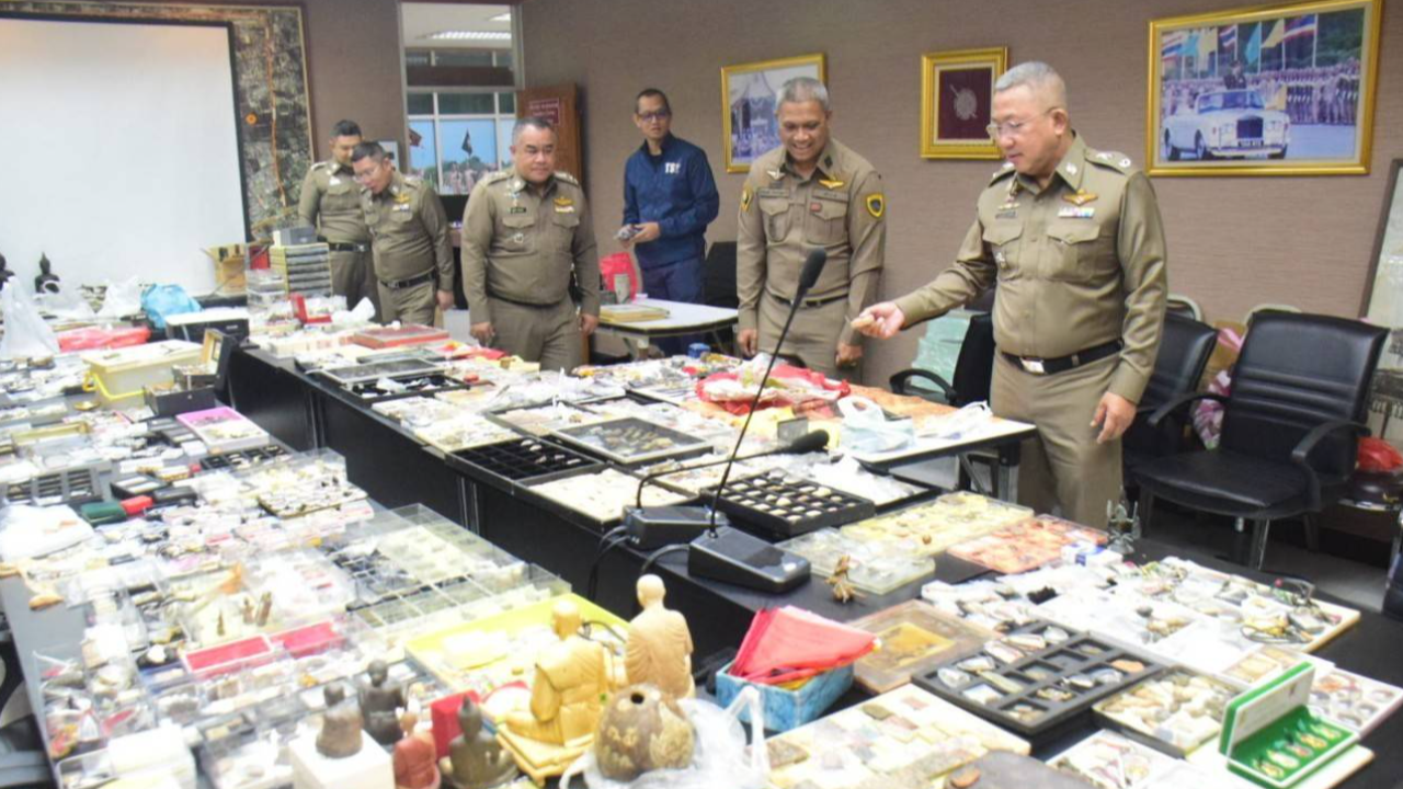 ซิว 4 โจรแสบ งัดบ้านรอขาย ยกเค้าทรัพย์สินสูญ 12 ล้านบาท