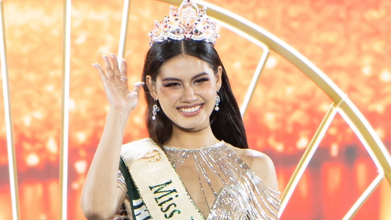 คนไทยเฮ! ของขวัญส่งท้ายปี ‘คอร่า เบียลท์’ คว้ามงกุฎ Miss Earth Fire 2023