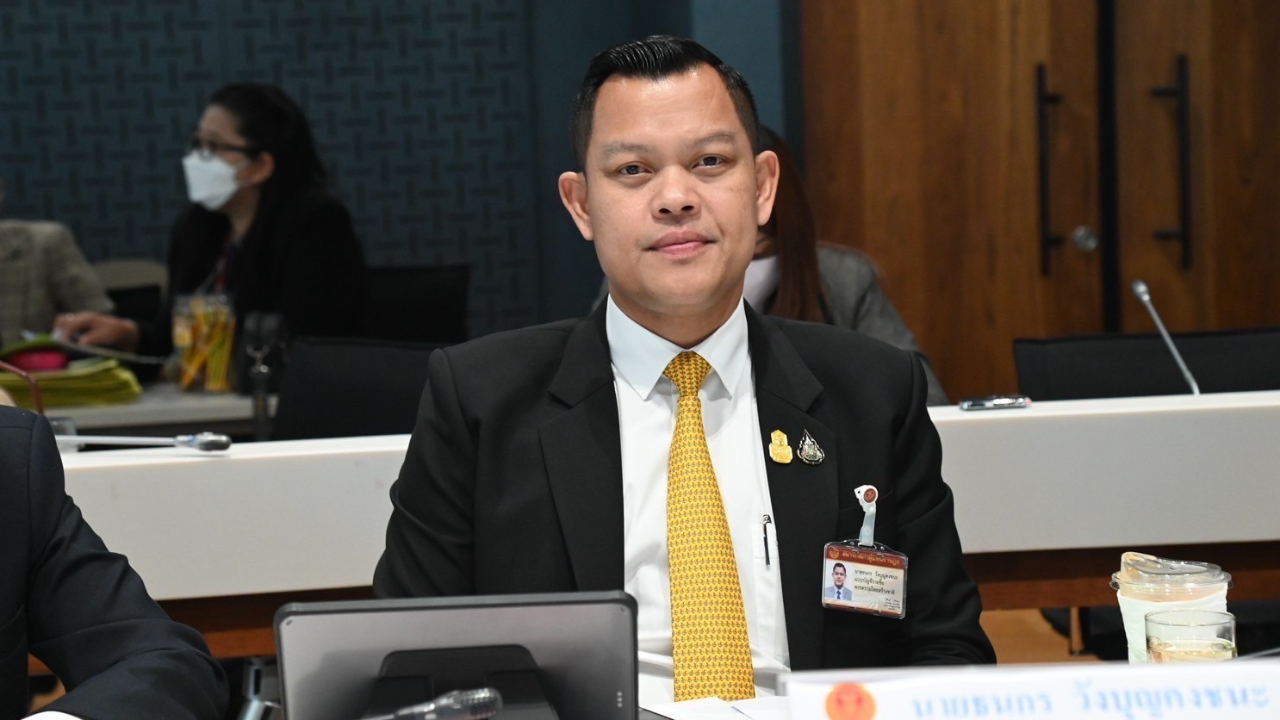 "ธนกร" แนะ แก้เศรษฐกิจปากท้อง ควบคู่ แก้รธน.จี้ ลดงบหากทำประชามติ 3 ครั้ง