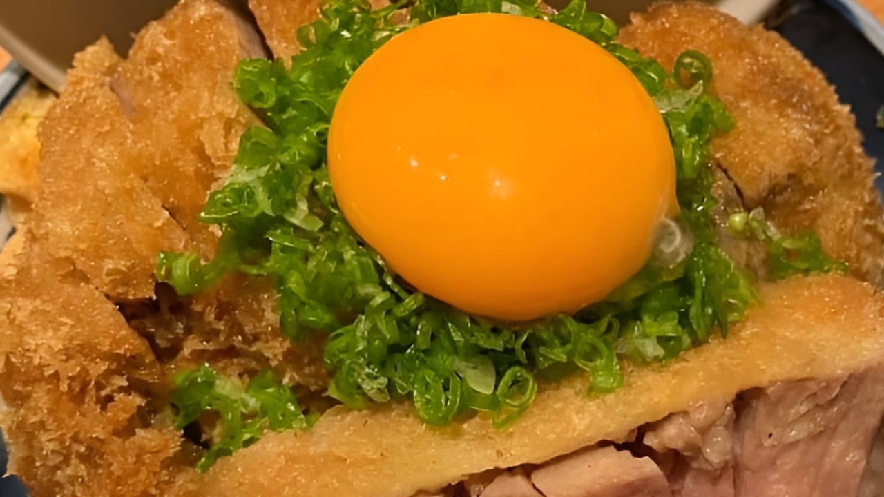 หนุ่มโวย ร้านอาหารให้โต๊ะอื่นถ่ายรูปก่อนนำมาเสิร์ฟ รอนานจนเย็นชืด