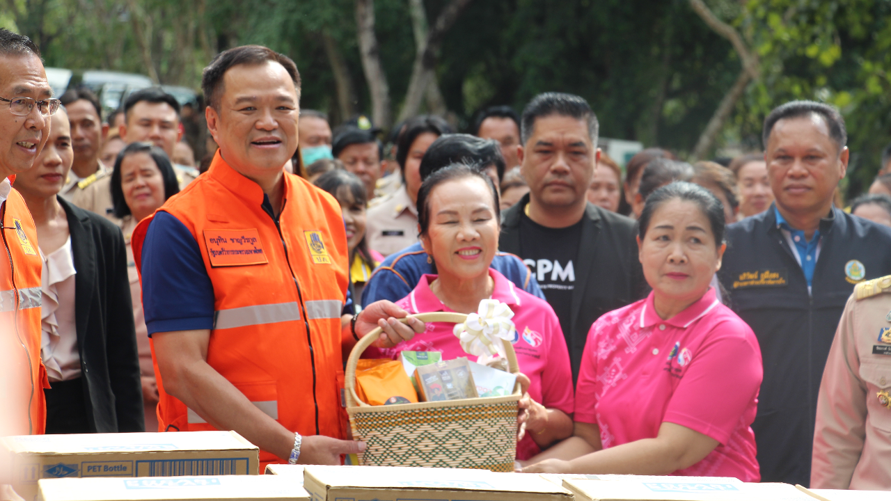 "อนุทิน" ตรวจเยี่ยม มอบนโยบาย ป้องกันไฟป่า-PM 2.5 อุทยานแห่งชาติศรีลานนา