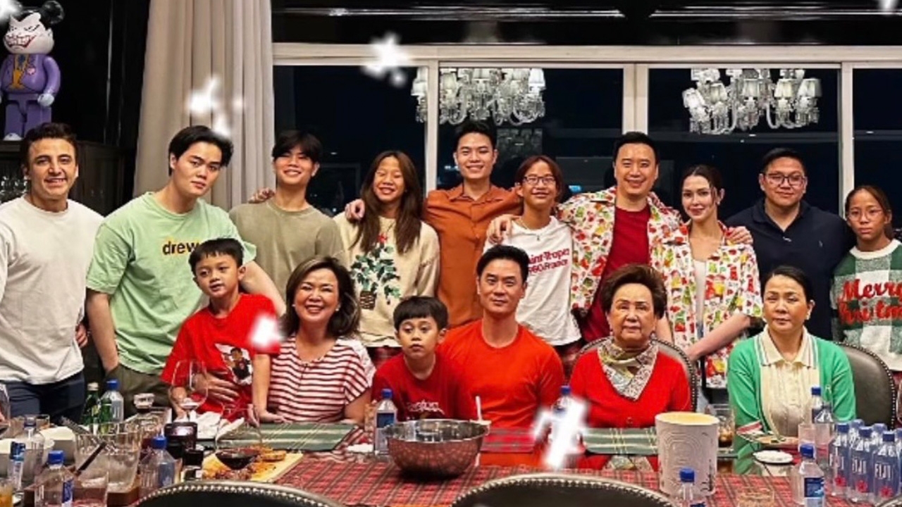 สุดอบอุ่น แพทริเซีย พร้อมหน้าพร้อมตา ตระกูลใหญ่สามี ในงานฉลองคริสต์มาส 