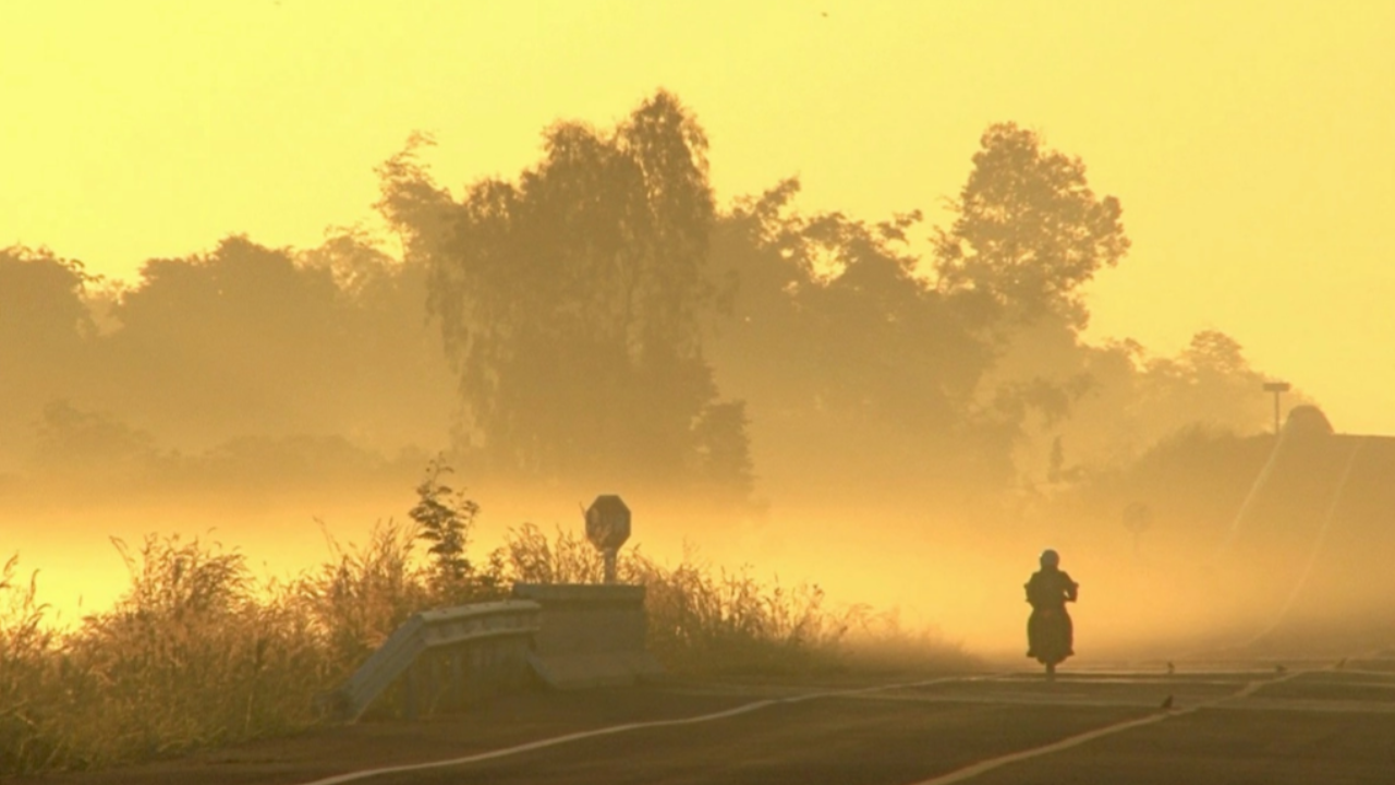 สภาพอากาศวันนี้ ตอนบนอุณหภูมิลดลง อีสานลดสุด 1-3 องศาฯ ใต้ฝนหนักบางแห่ง