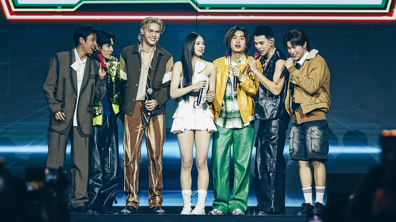 7 ศิลปินตัวตึง ปล่อยของโชว์แบบจัดเต็ม บนเวทีคอนเสิร์ต “One ฟิน เวอร์”