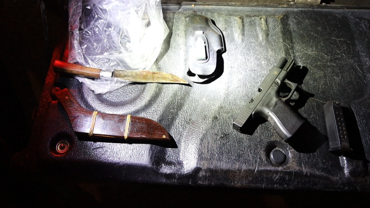 เผยอาการเฒ่า 72 ชักมีดดวลกับปืนตร. โดนไป 7 นัด หมอบอกญาติทำใจ 