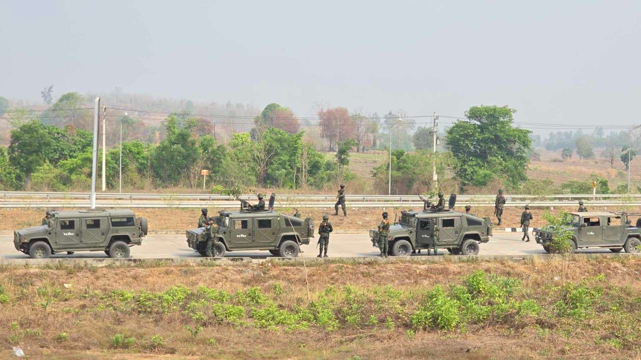 กะเหรี่ยงยึดค่ายเมียวดีแล้ว ทหารพม่าหนีทัพ 200 นาย แห่ข้ามแดนเข้าไทย