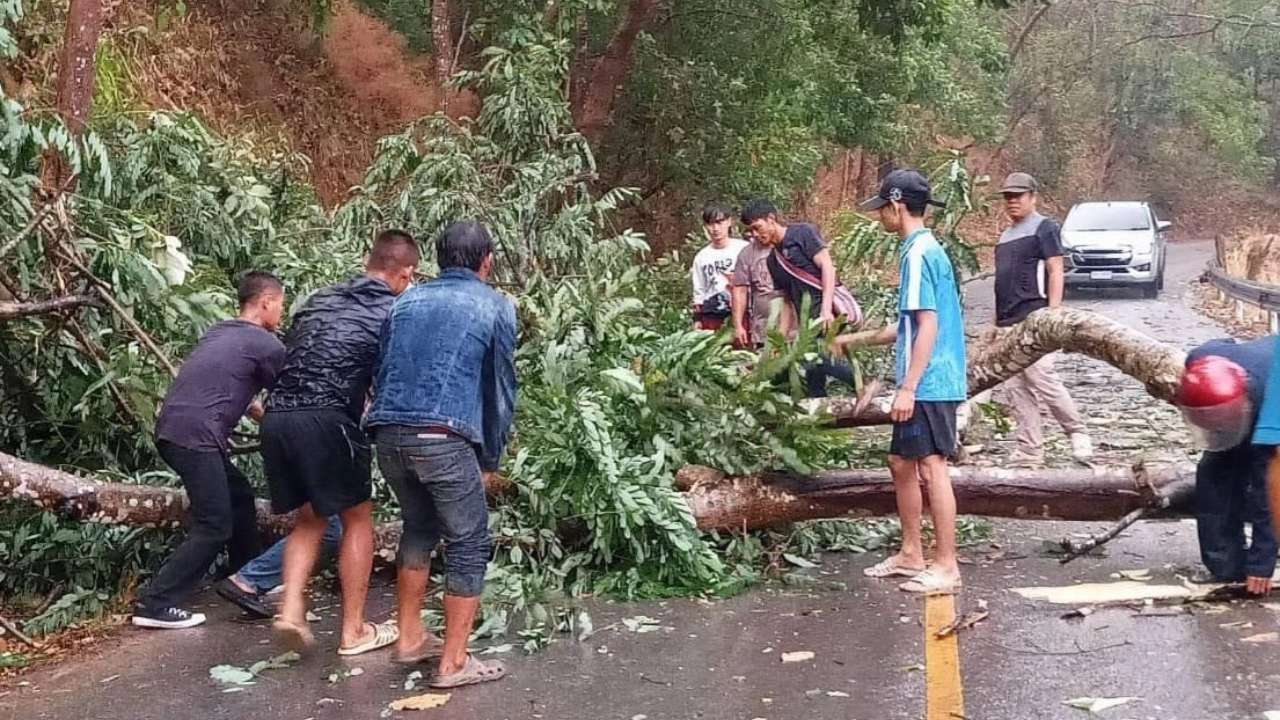 พายุฤดูร้อนถล่ม "แม่ฮ่องสอน-พะเยา" หลายอำเภออ่วม ปชช.กระทบหนัก