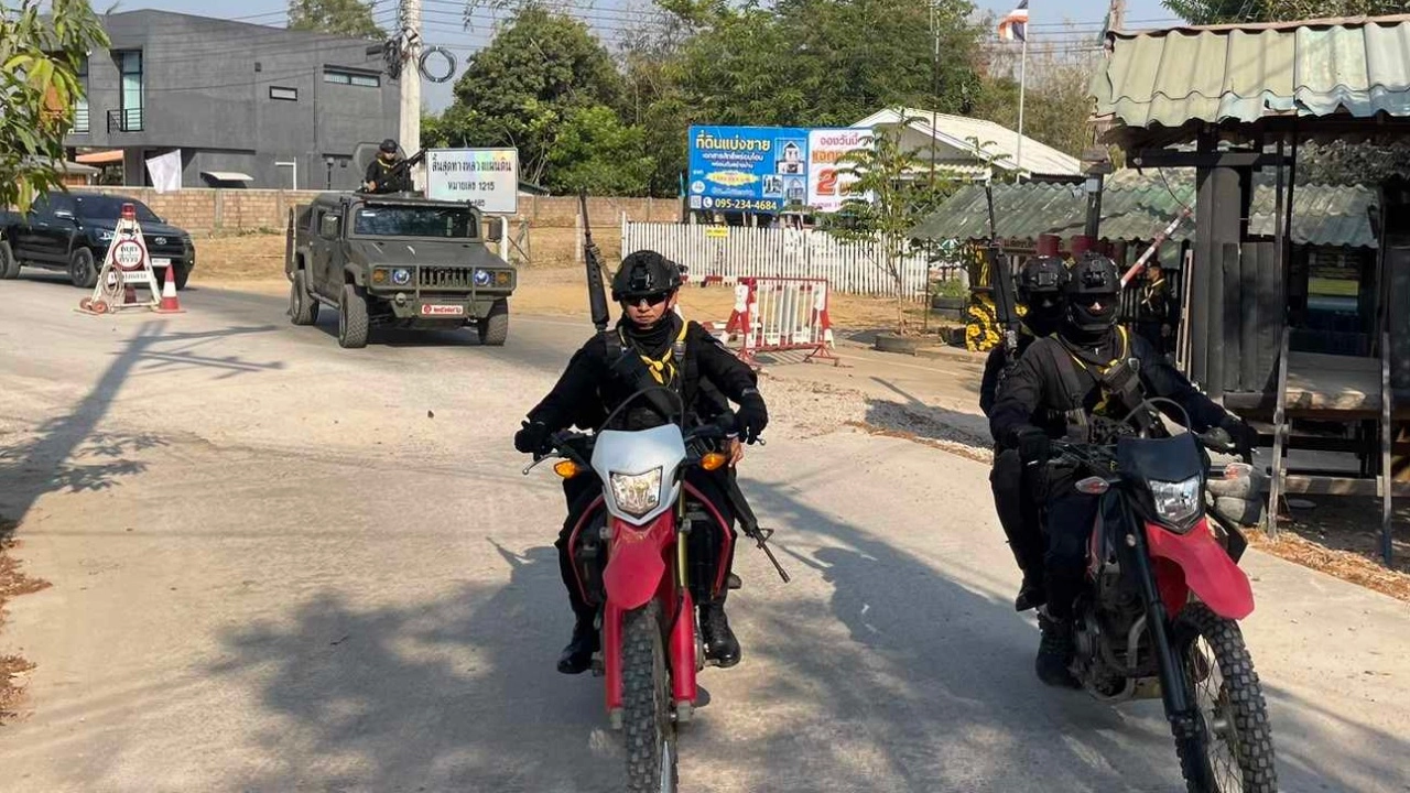 เมียวดีเงียบไร้เสียงปืน ไทยตรึงชายแดน จับตาพม่าขนย้ายทหารผ่านแม่สอด