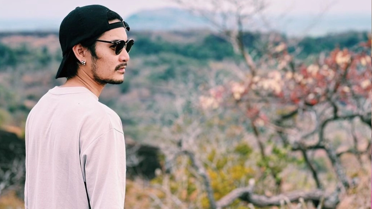 ชีวิตล่าสุดอดีตพระเอกดัง ถูกมองตกอับ แต่ความจริงเป็นทายาทเจ้าของธุรกิจ