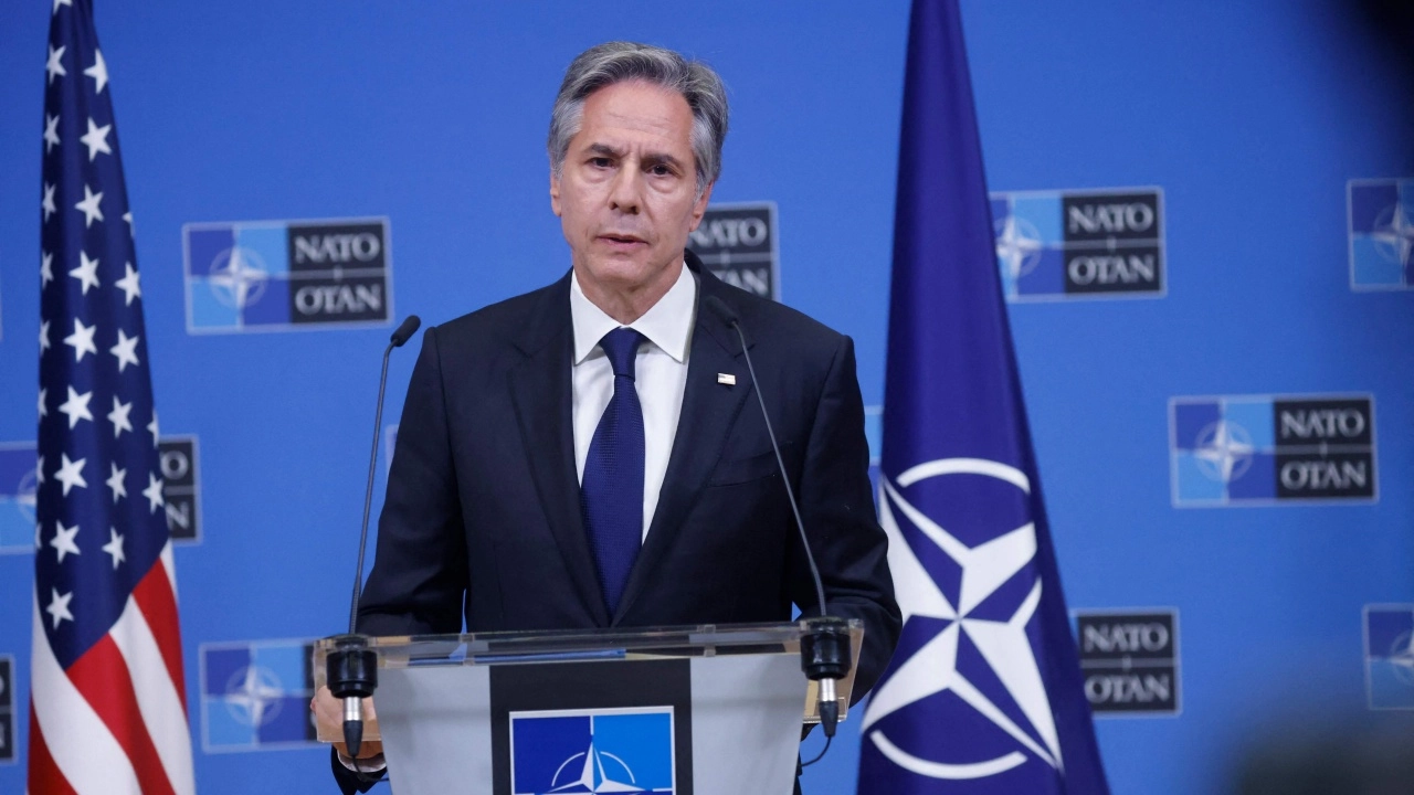 บลิงเคน รมว.ต่างประเทศสหรัฐฯ ลั่นยูเครนจะต้อง ได้เป็นชาติสมาชิก NATO