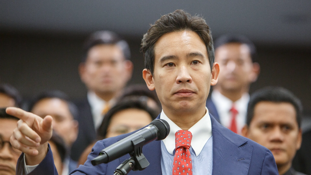 "พิธา" Recap อภิปรายวันที่ 2 รัฐบาลไร้วิสัยทัศน์ ไร้ผลงาน ล้มเหลว ละเลย ล่าช้า