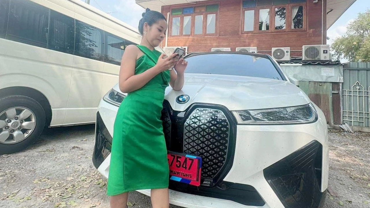 ดาราสาวโพสต์ภาพคู่รถหรู รอนัดเจอครั้งที่ 2 คนแห่เตือนระวังโดนหลอก