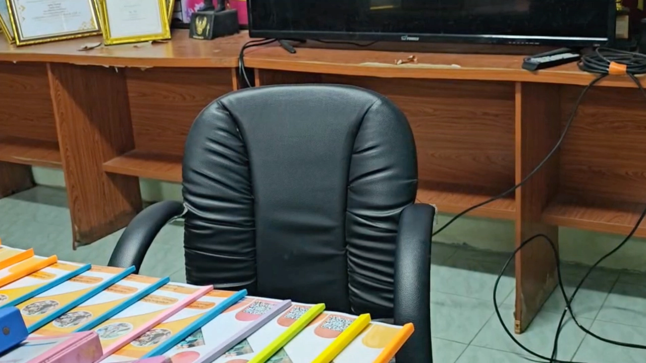 คณะกรรมการลงพื้นที่สอบข้อเท็จจริง ผอ.หวงเก้าอี้ ยันให้ความเป็นธรรมกับทุกฝ่าย