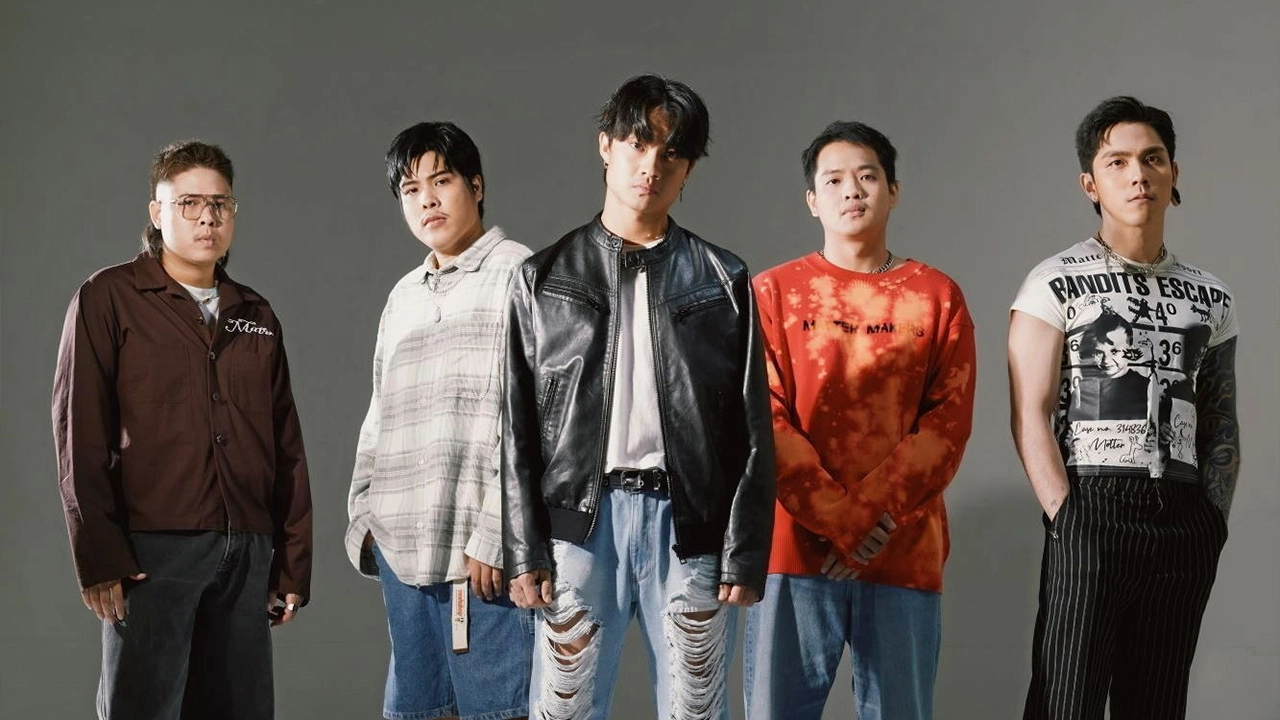 “บอมบ์ แอท แทร็ค” ส่งเพลงช้าเพลงรัก “จาก”  ได้ “เฟย ภัทร” ถ่ายทอด MV ซึ้งจนน้ำตาท่วมจอ