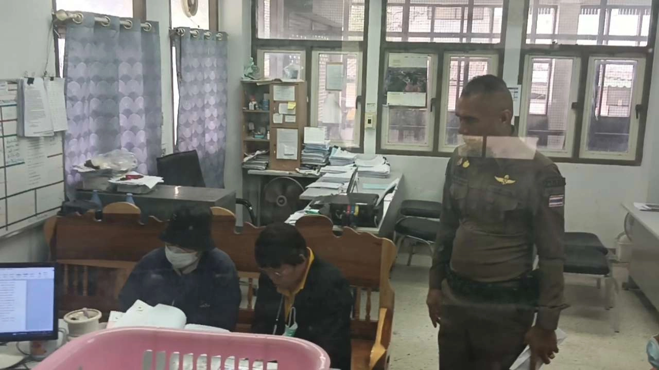 คุม จนท.ศาล ยิงทนายฝากขัง เจ้าตัวอ้างไปทวงเงิน ก่อนถูกด่าหยาบและขู่ฆ่า