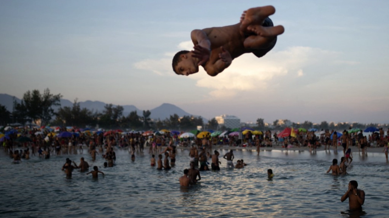 บราซิลเตือนภัยคลื่นความร้อน อุณหภูมิพุ่ง 40 องศาฯ แต่รู้สึกร้อนเหมือน 60 องศาฯ