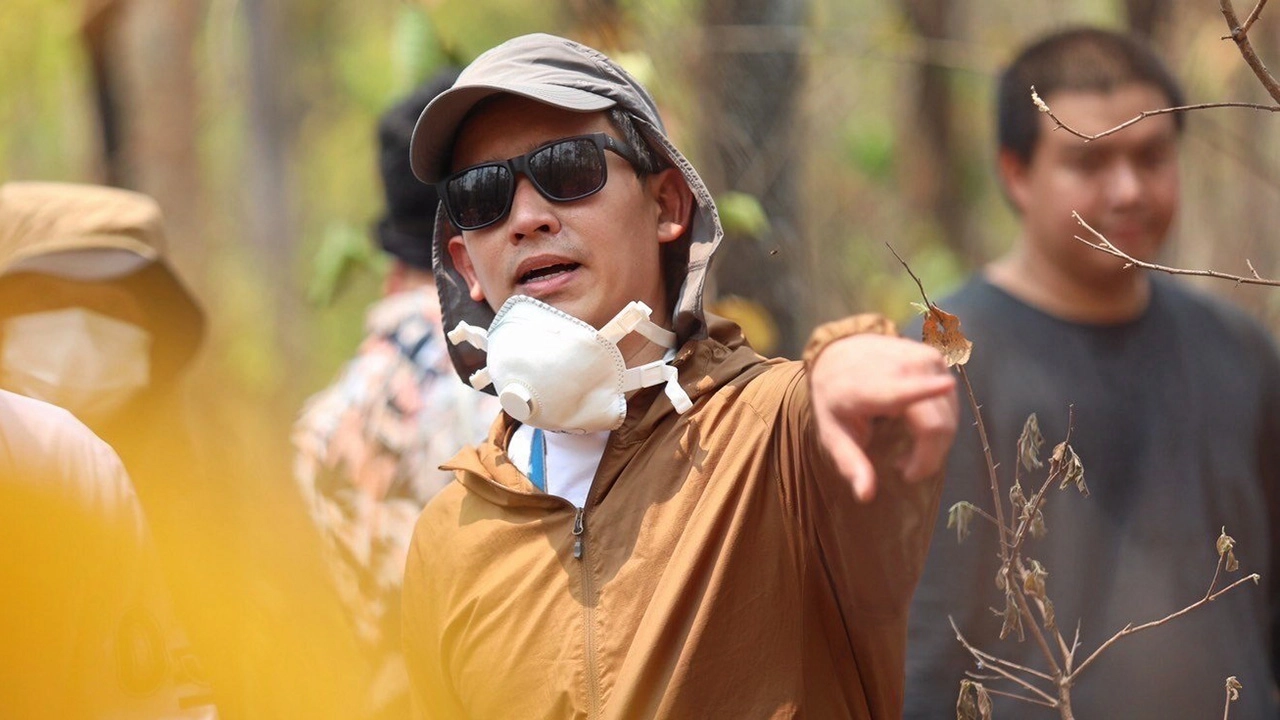 "พิธา" ลุยถิ่นเชียงใหม่ ปัดวัดพลัง ทักษิณ-เศรษฐา โทนี่ให้กำลังใจ รบ.แก้ ศก. (คลิป)