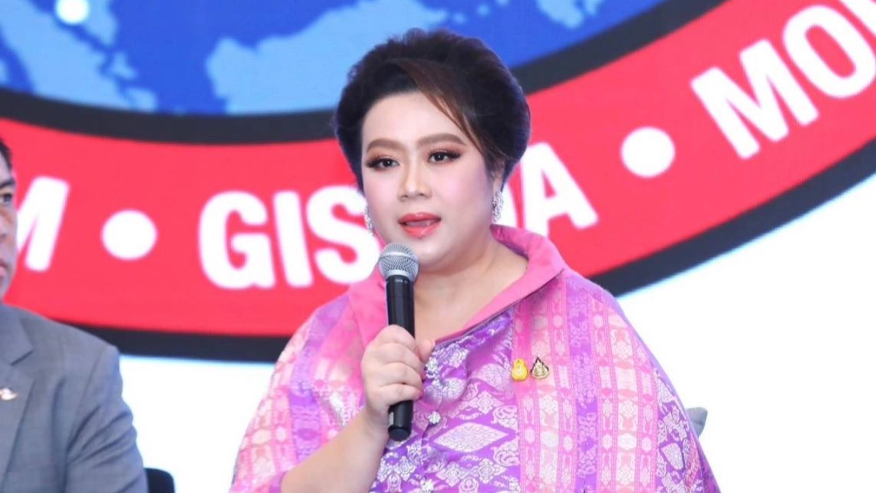 “ศุภมาส” สั่งเปิดข้อสอบ TCAS ปีก่อนๆ ให้นักเรียนรู้แนว ช่วยลดภาระค่ากวดวิชา