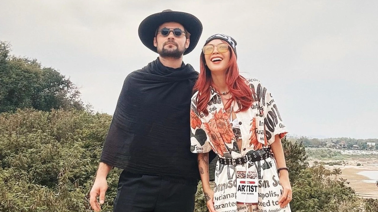 นักร้องดัง ถูกแฟนสาวขอแต่งแล้ว คบมาราธอน 7 ปี สุดอึ้งรักนี้ไม่มีสินสอด