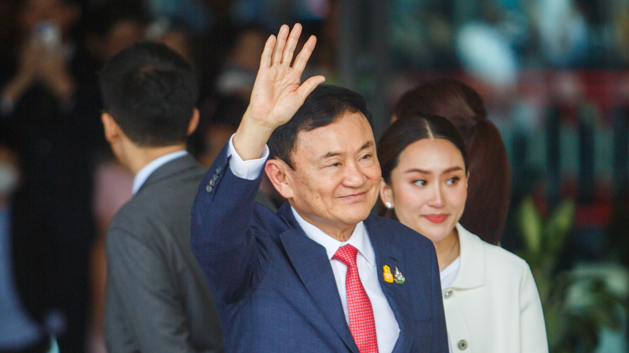 เปิดคิว “ทักษิณ” ปิ๊กบ้านเชียงใหม่ แวะกิน เที่ยวร้านเด็ดเพียบ ไหว้ศาลหลักเมืองก่อนไป