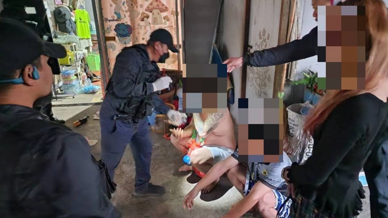 ตร.ภาค 4 ลุยจับยาเสพติด กำชับเข้ม 252 โรงพัก นักค้ายาต้องไม่มีที่ยืนในพื้นที่