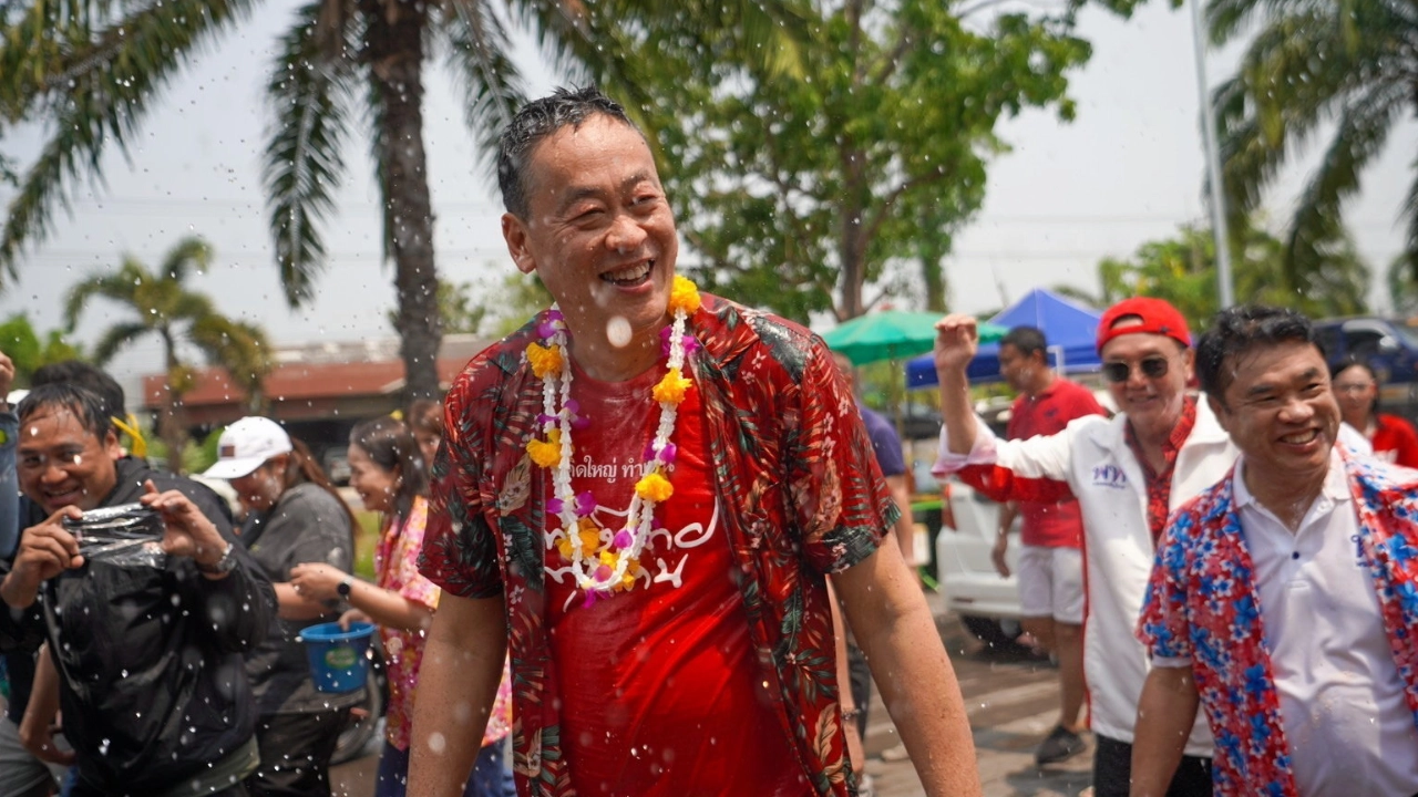 สงกรานต์ 2567 นายกฯ กำชับคมนาคม-ฝ่ายมั่นคง ดูแลประชาชนกลับภูมิลำเนา-ท่องเที่ยว