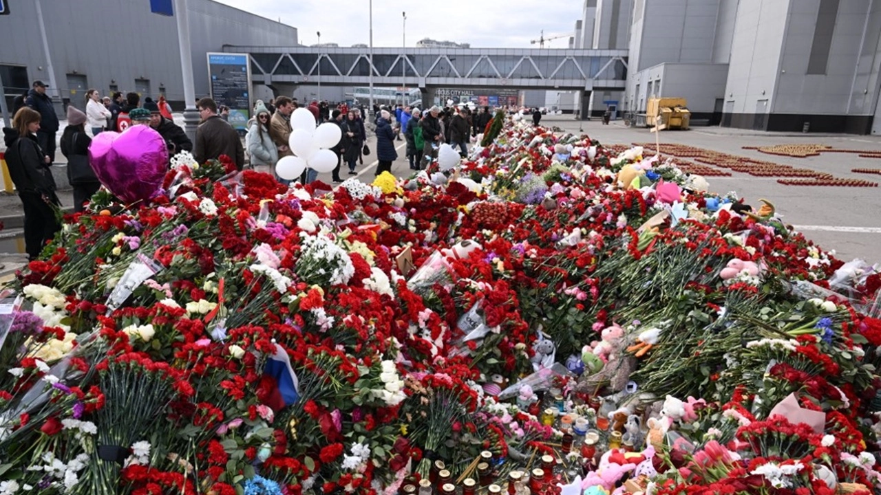 รัสเซียโบ้ย ยูเครน-ตะวันตก มีเอี่ยวเหตุกราดยิงคอนเสิร์ตมอสโก 139 ศพ