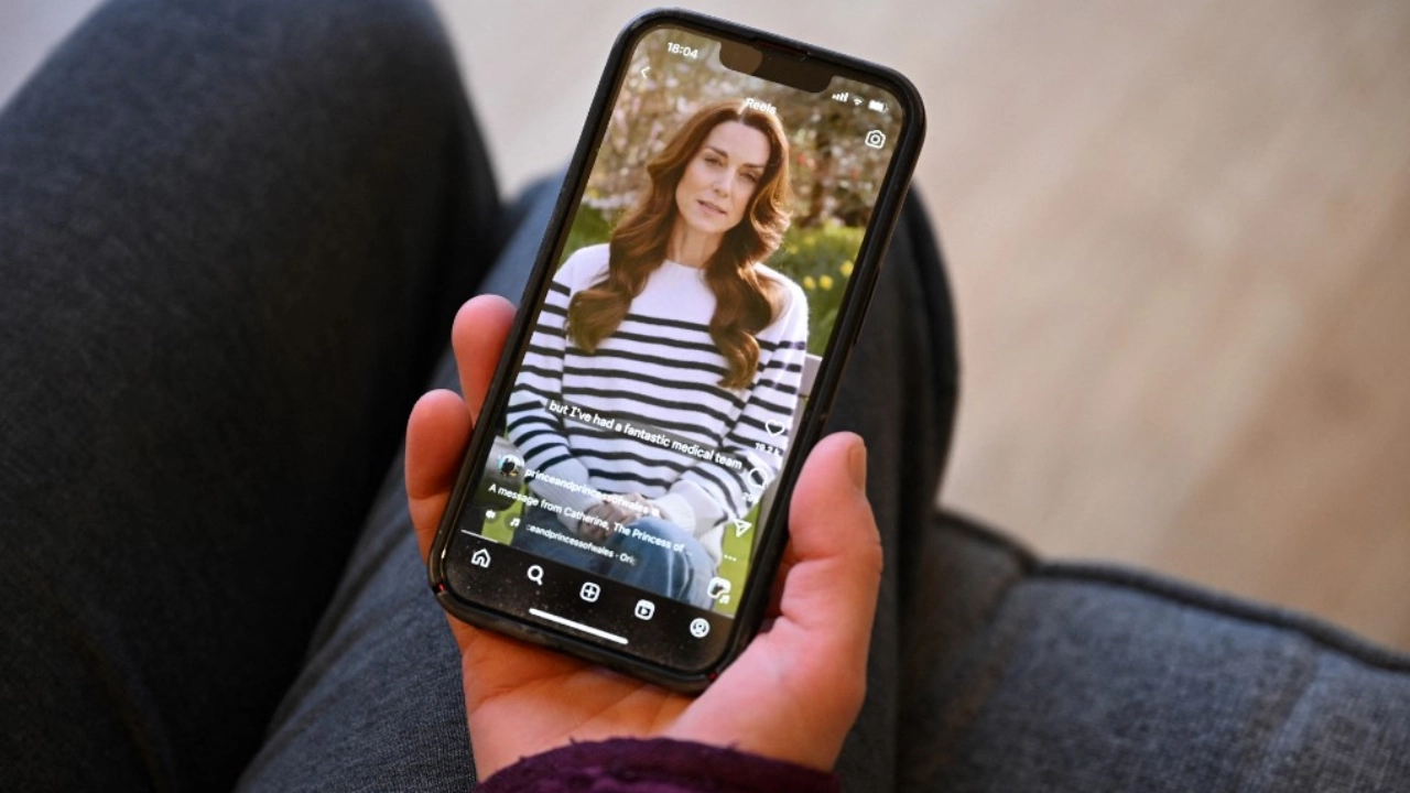 "เจ้าหญิงเคท" เลือกสวมเสื้อลายทางขาวดำตัวเก่ง มีนัยแฝงที่สำคัญ