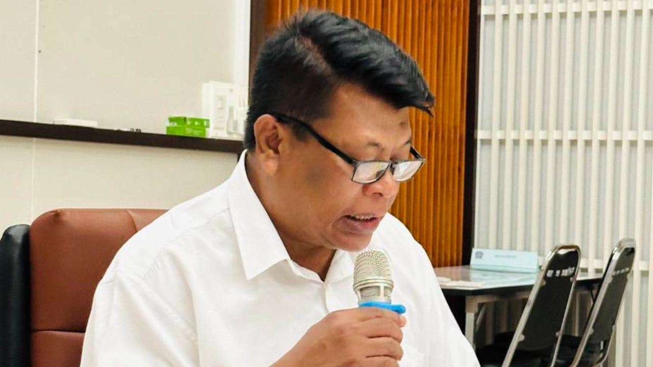 "สุระ" มั่นใจ ซักฟอก ไม่กระทบรัฐบาล ปรับครม.นายกฯ พิจารณาตามเหมาะสม