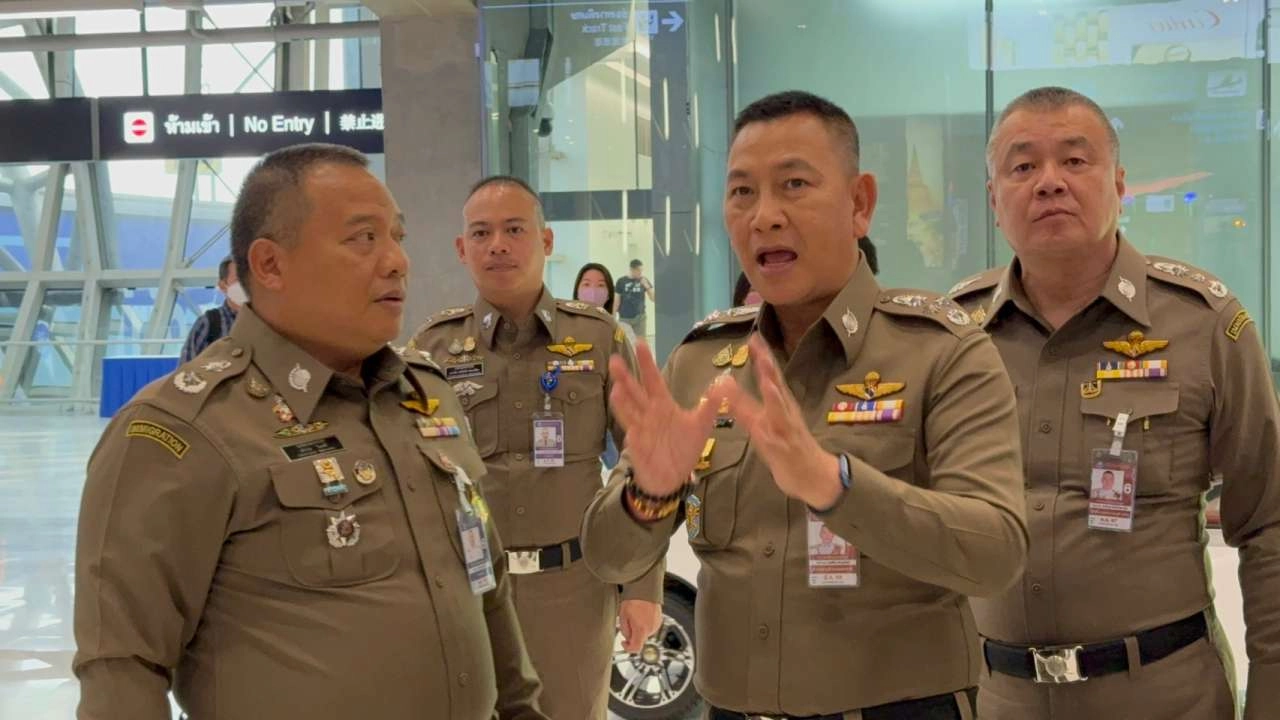 "บิ๊กต่าย" ตรวจ ตม.สุวรรณภูมิ ย้ำลดขั้นตอนบริการ รับต่างชาติ summer นี้
