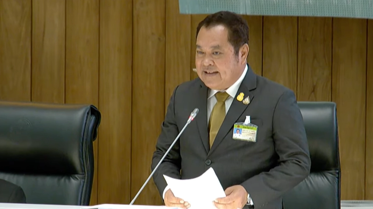 “ทวี” ยัน “ทักษิณ” ไม่เคยสั่งทำอะไรผิดกฎหมาย แจง รพ. ถือเป็นสถานที่คุมขัง