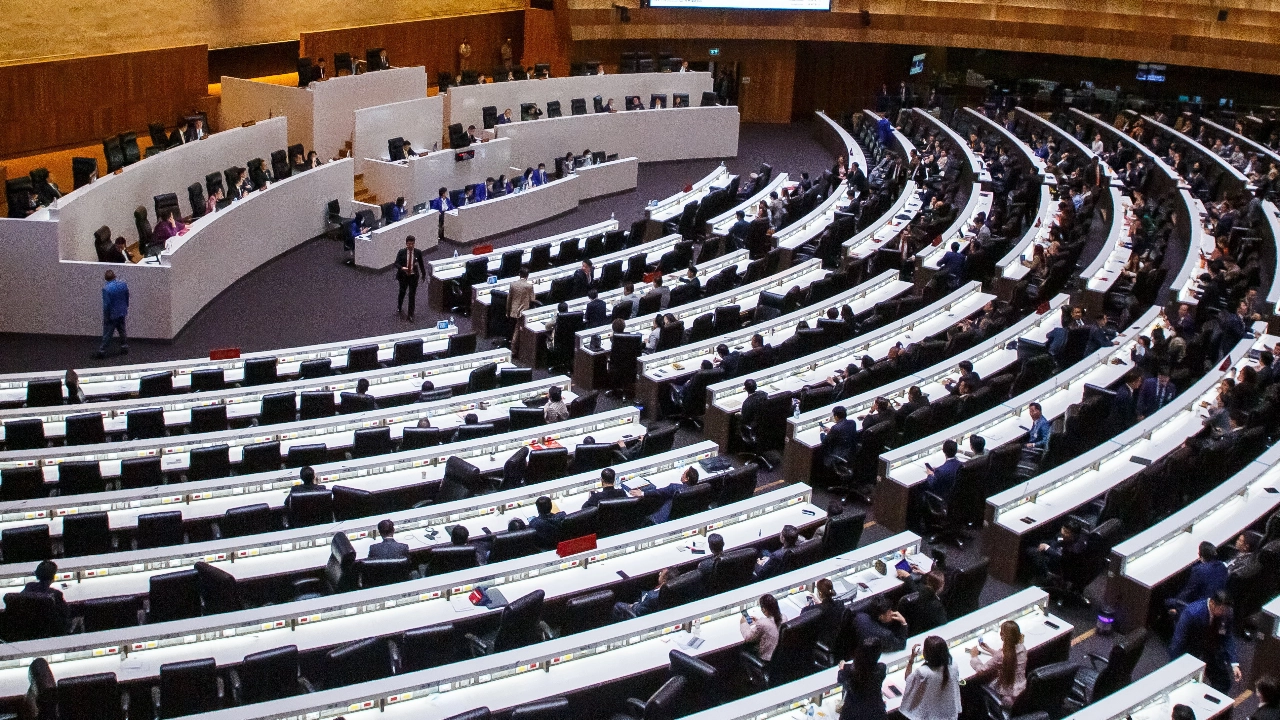 สภาฉลุย โหวตเห็นชอบ ผ่านร่างงบประมาณ 67 ท่วมท้นแบบไม่พลิกโผ