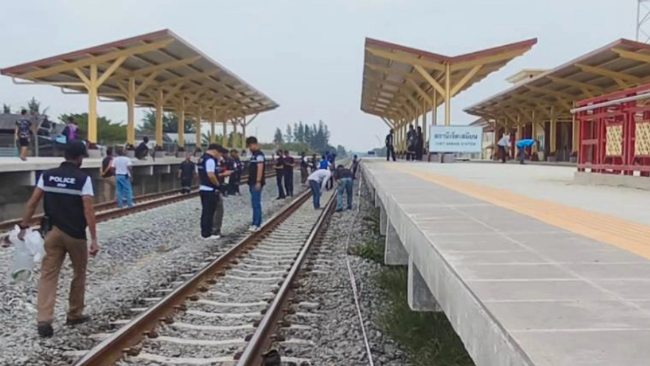 หนุ่มแคนาดาออกไปสูบบุหรี่ ตกรถไฟขาหัก คลานไปตายอยู่ใต้ชานชาลา  