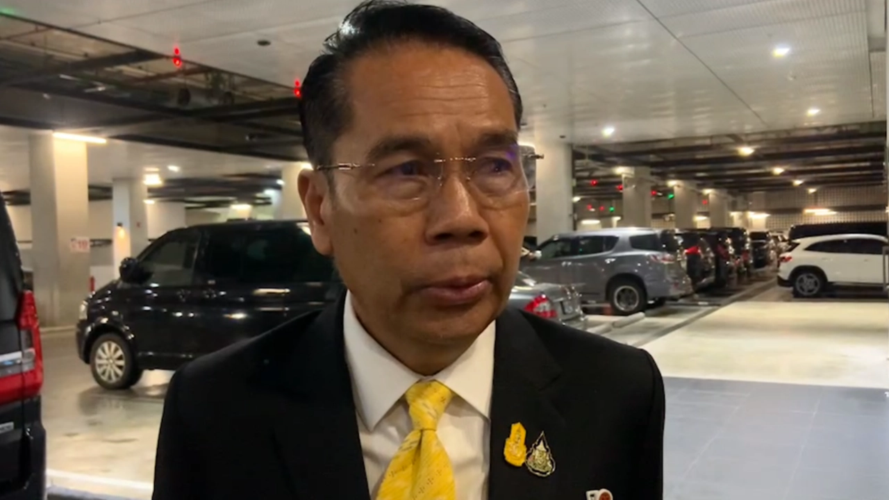 "สุทิน" เผย พลทหารเสียชีวิตในค่าย มีภาวะซึมเศร้า คุย สส.ก้าวไกล แล้ว 