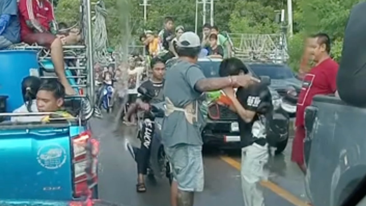 เปิดใจ "ลุงกิ๊ก" ตบวัยรุ่นลวนลามสาววันสงกรานต์ ย้ำต้องการสั่งสอนเท่านั้น