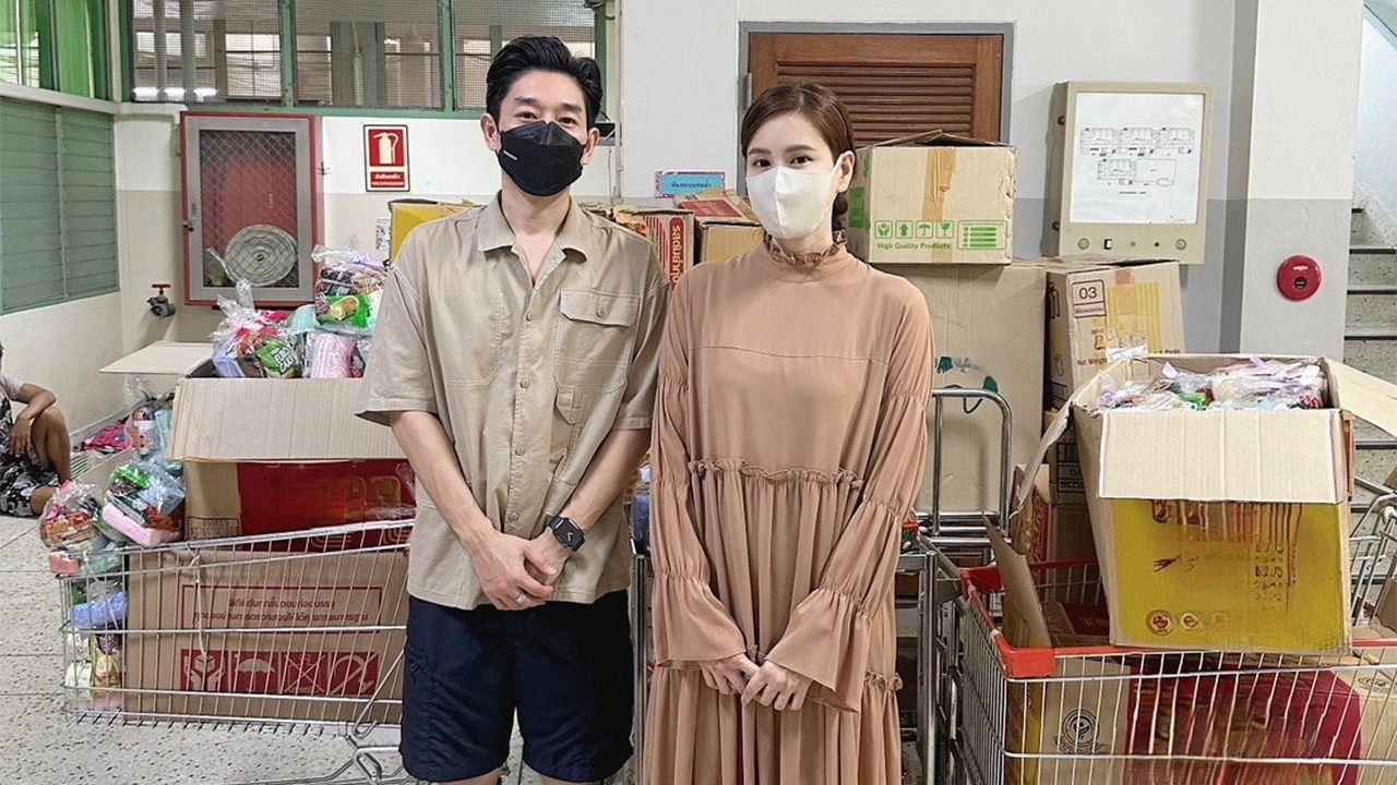 “บอย-เจี๊ยบ” แบ่งปันความสุข ส่งกำลังใจให้บุคลากรทางการแพทย์