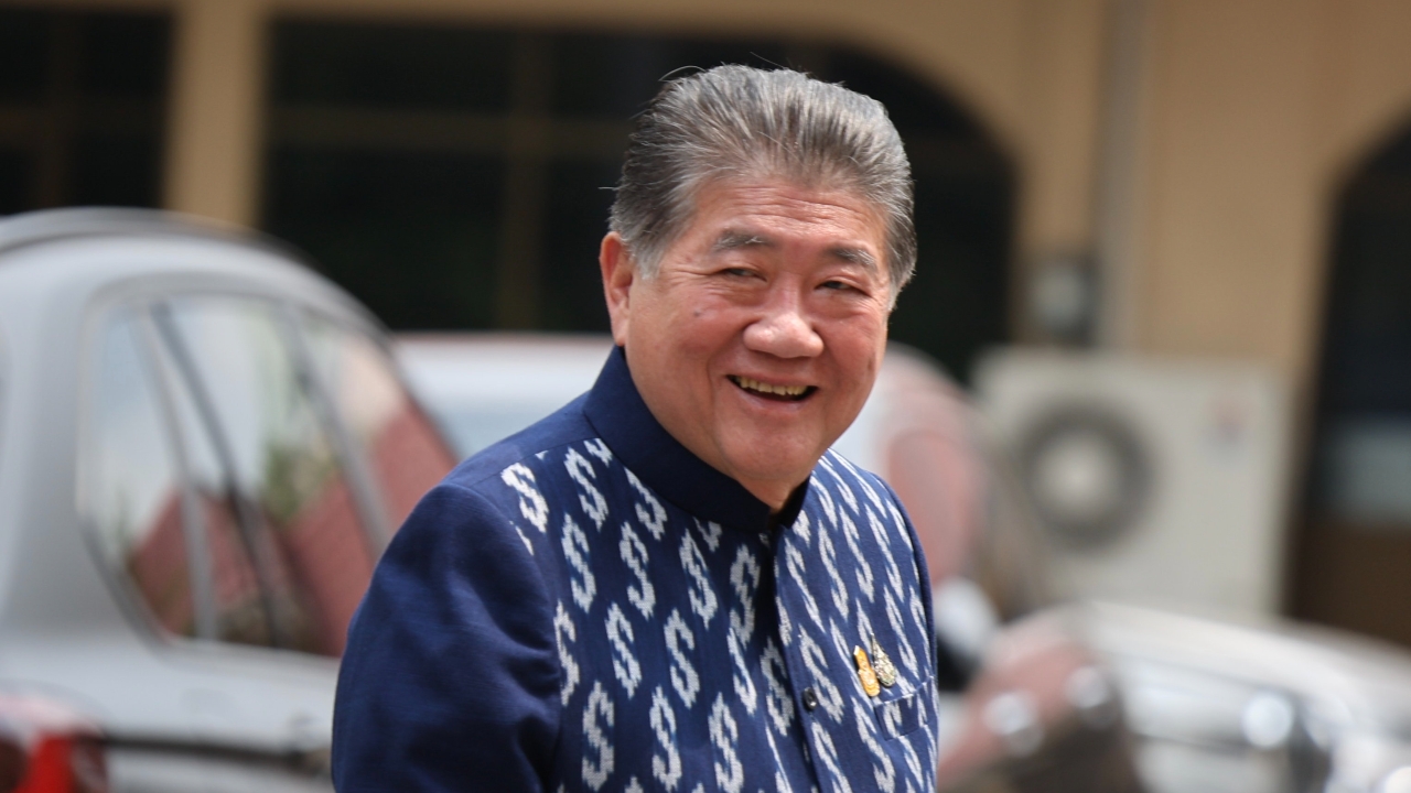 “ภูมิธรรม” ยัน เพื่อไทยไม่คิดยึดประธานสภาฯ ชม “วันนอร์” ทำหน้าที่ดี สมเกียรติ