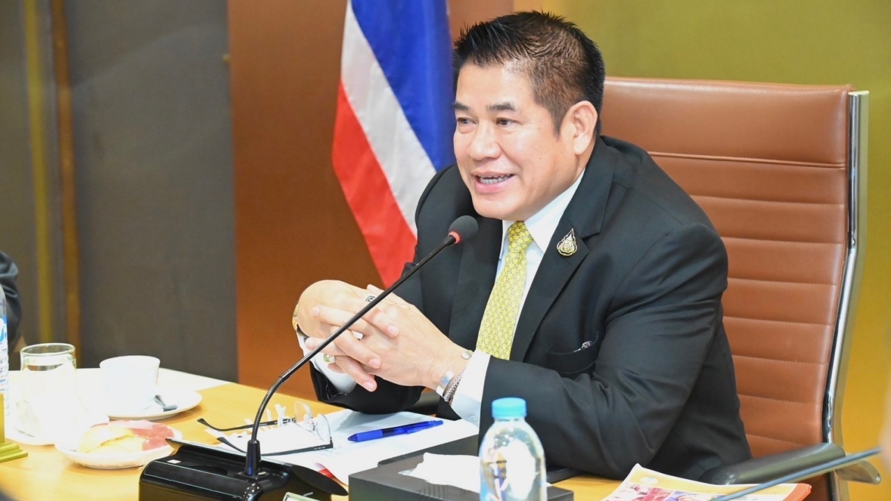 รมว.เกษตรฯ ประชุมบีฟบอร์ด เร่งเจรจาเปิดตลาดโคมีชีวิต เพื่อยกราคาในประเทศเพิ่ม 