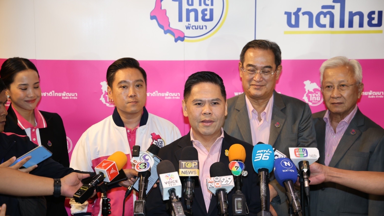 "วราวุธ" ย้ำ ยังไม่ได้รับสัญญาณปรับ ครม. โยนถามพรรคแกนนำ "เพื่อไทย"